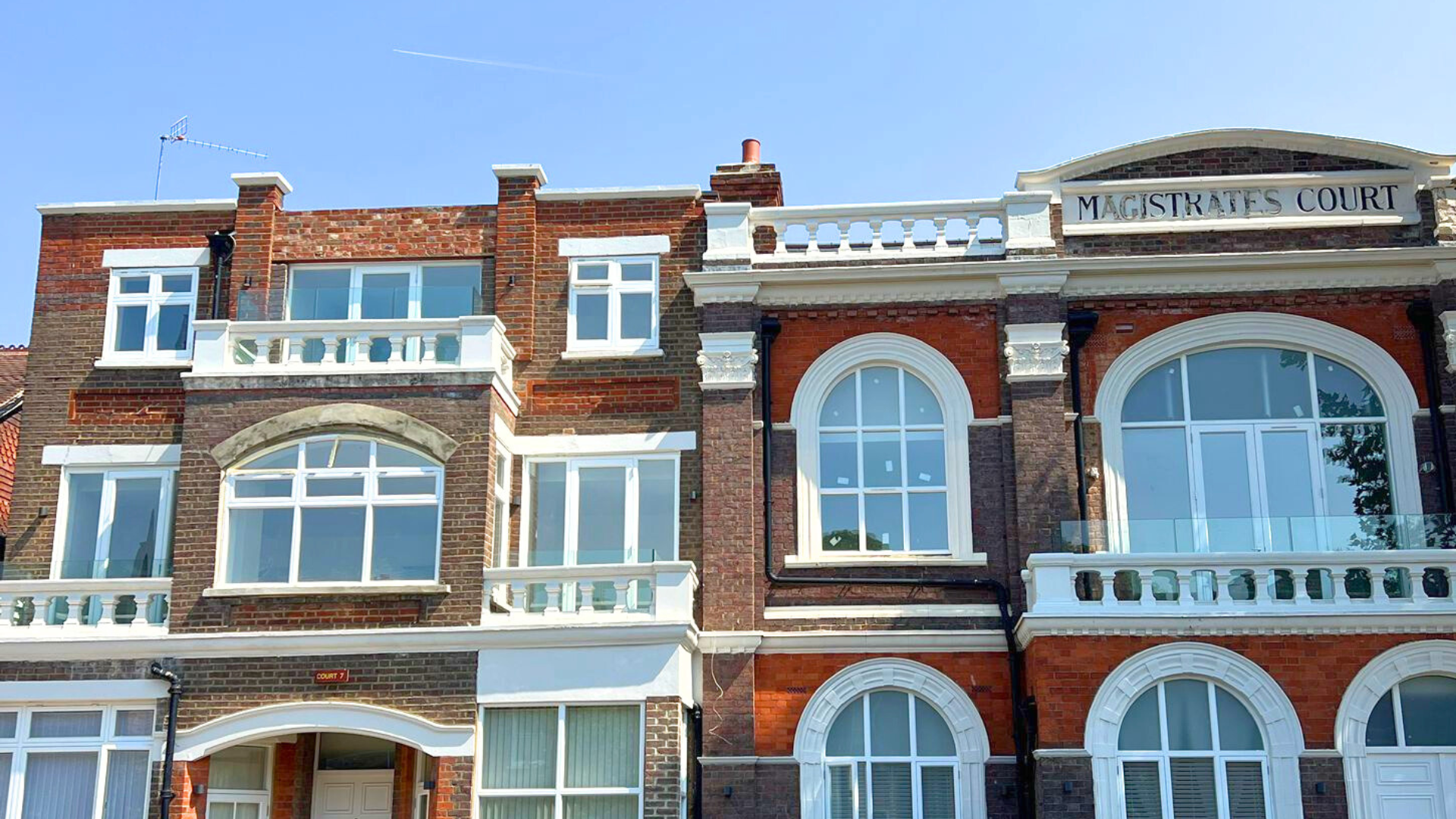 Feltham Court – Middlesex – 3 Bedroom Apartment For Rent